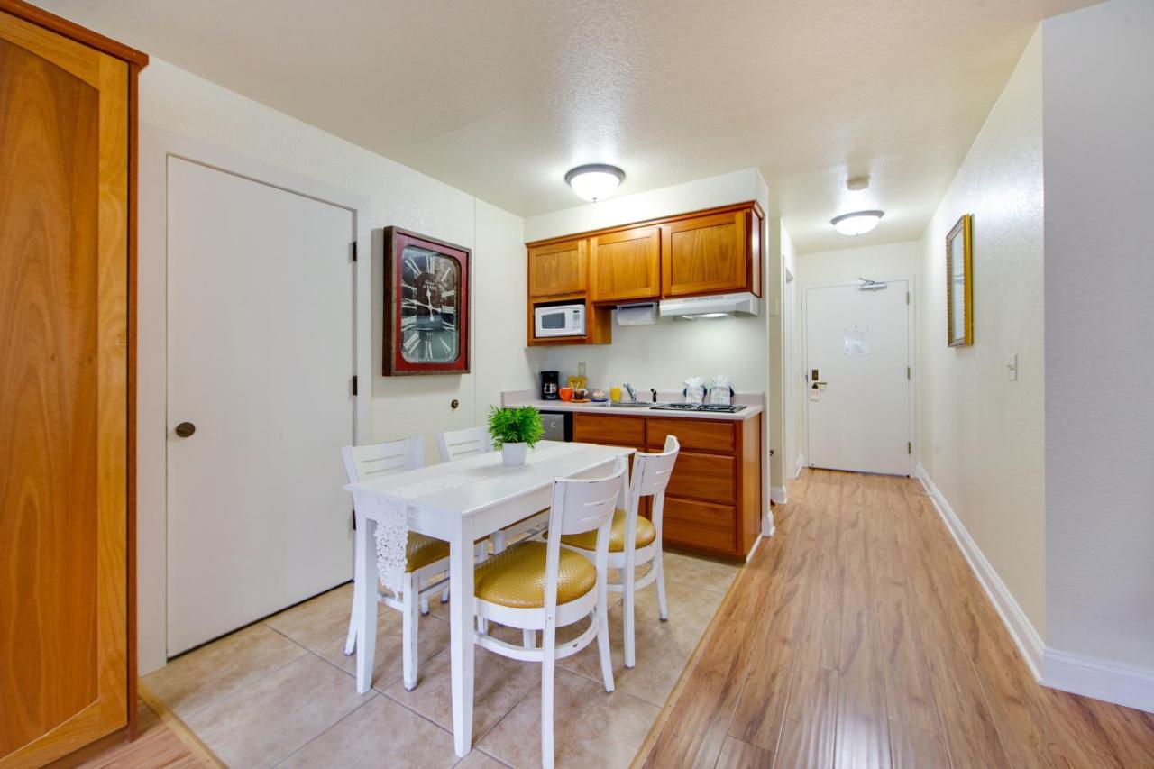 Stratford Inn Ashland Bagian luar foto