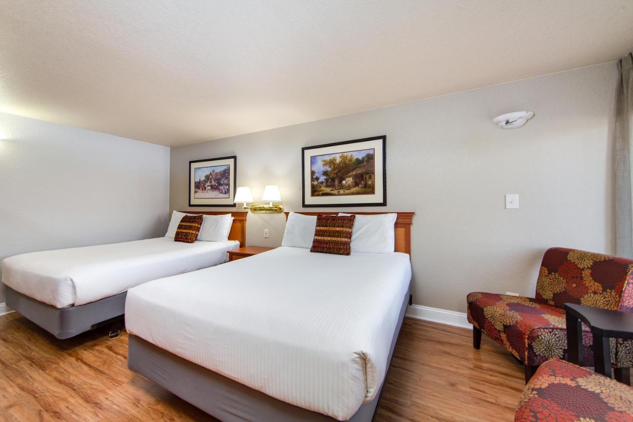 Stratford Inn Ashland Bagian luar foto