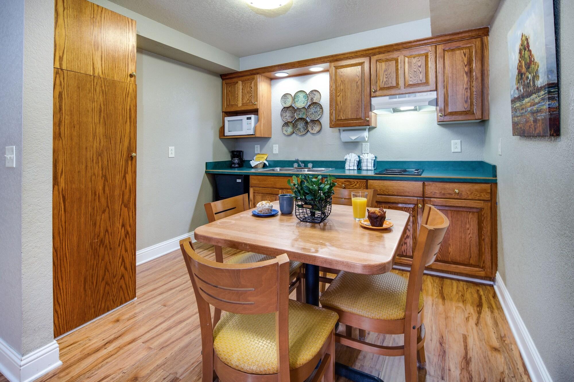 Stratford Inn Ashland Bagian luar foto
