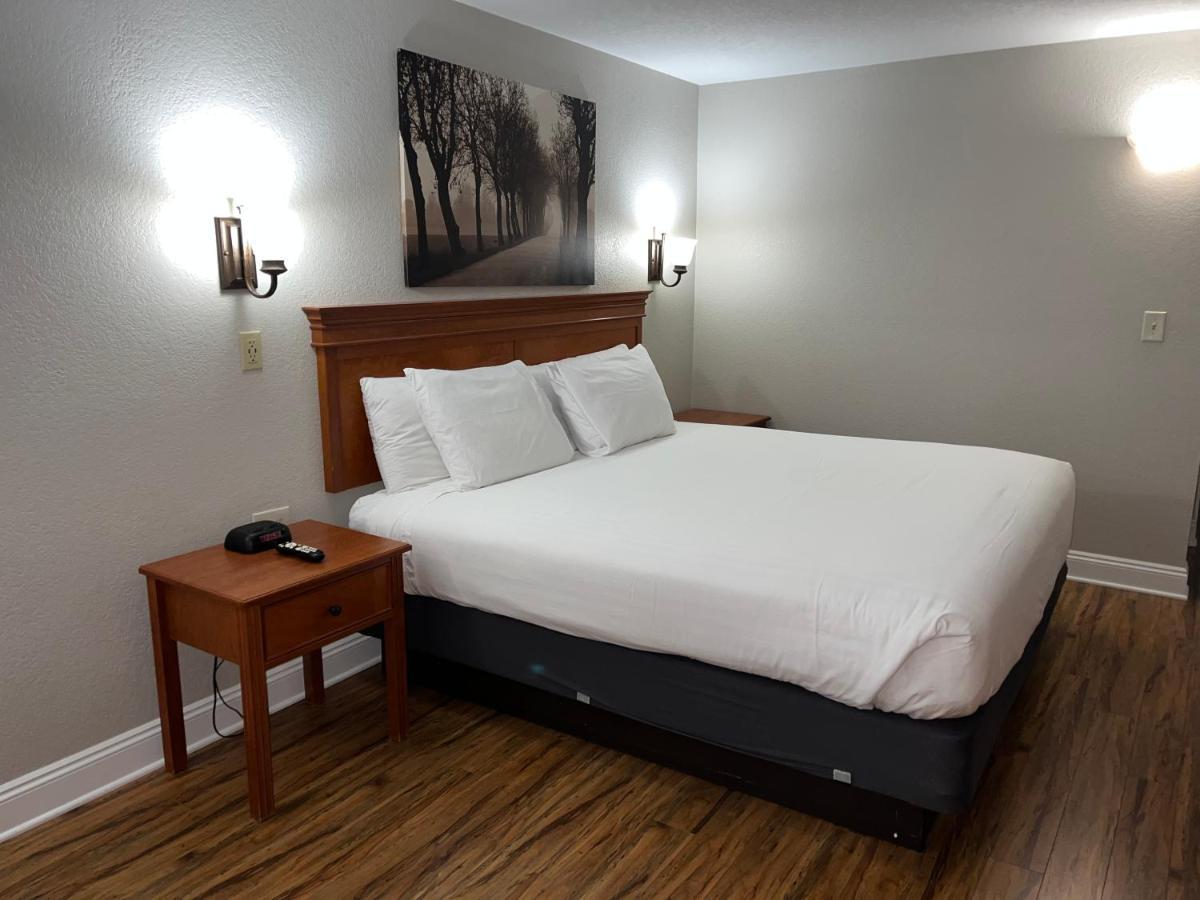 Stratford Inn Ashland Bagian luar foto