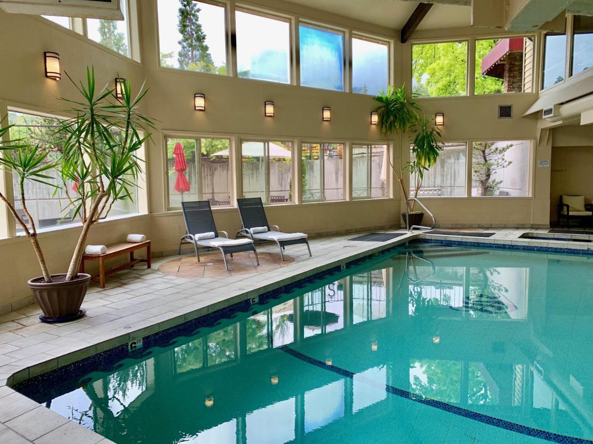 Stratford Inn Ashland Bagian luar foto